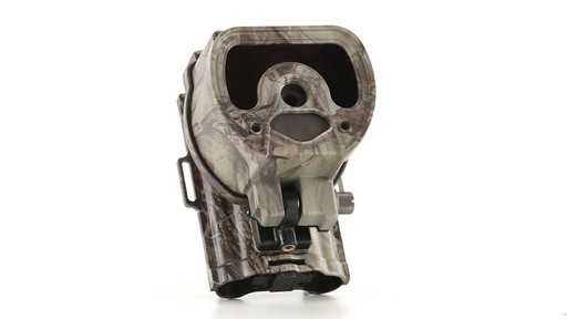 Eyecon Crossfire 7MP Invisi-Flash Trail/Game Camera Camo 360 View - image 2 from the video